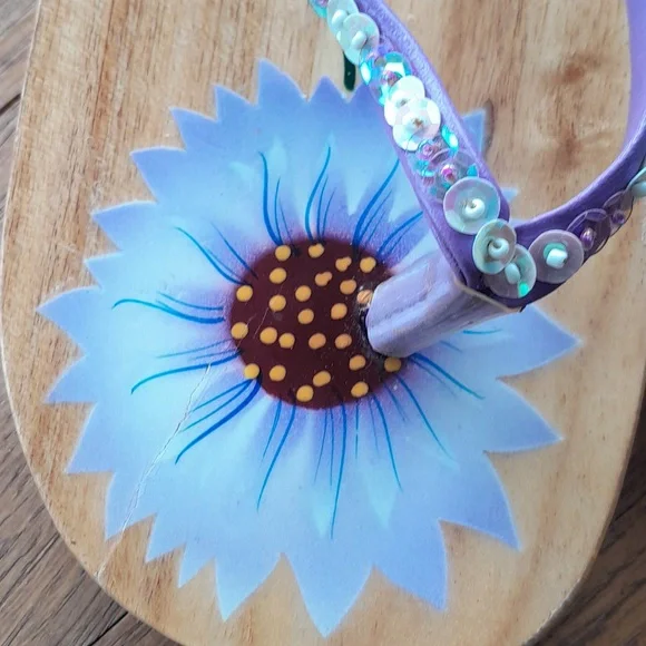Vintage Hand Painted Flip Flops Sandals - Picture 6 of 7